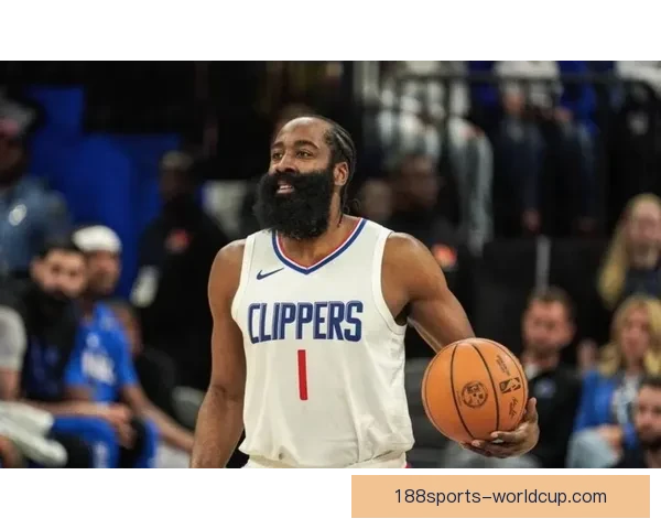 阿特金森称球队心智更成熟哈登临场判断决策能力表现令人赞叹与信赖